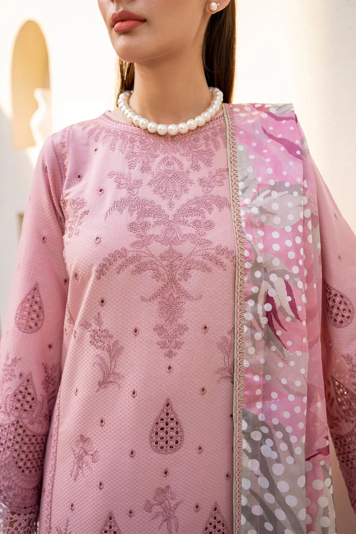 JAZMIN - 3PC LAWN CHIKENKARI EMBROIDERED SHIRT WITH DIAMOND PRINT DUPATTA AND TROUSER-EP- 5301