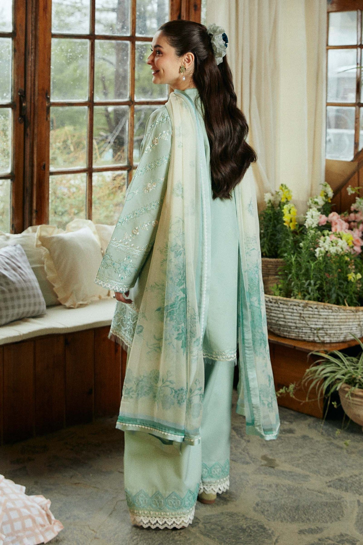 ZAHRA SHAHJAHAN- 3PC DHANAK EMBROIDERED SHIRT WITH COUTURE PRINTED SHAWL & EMB TROUSER -EP-5261