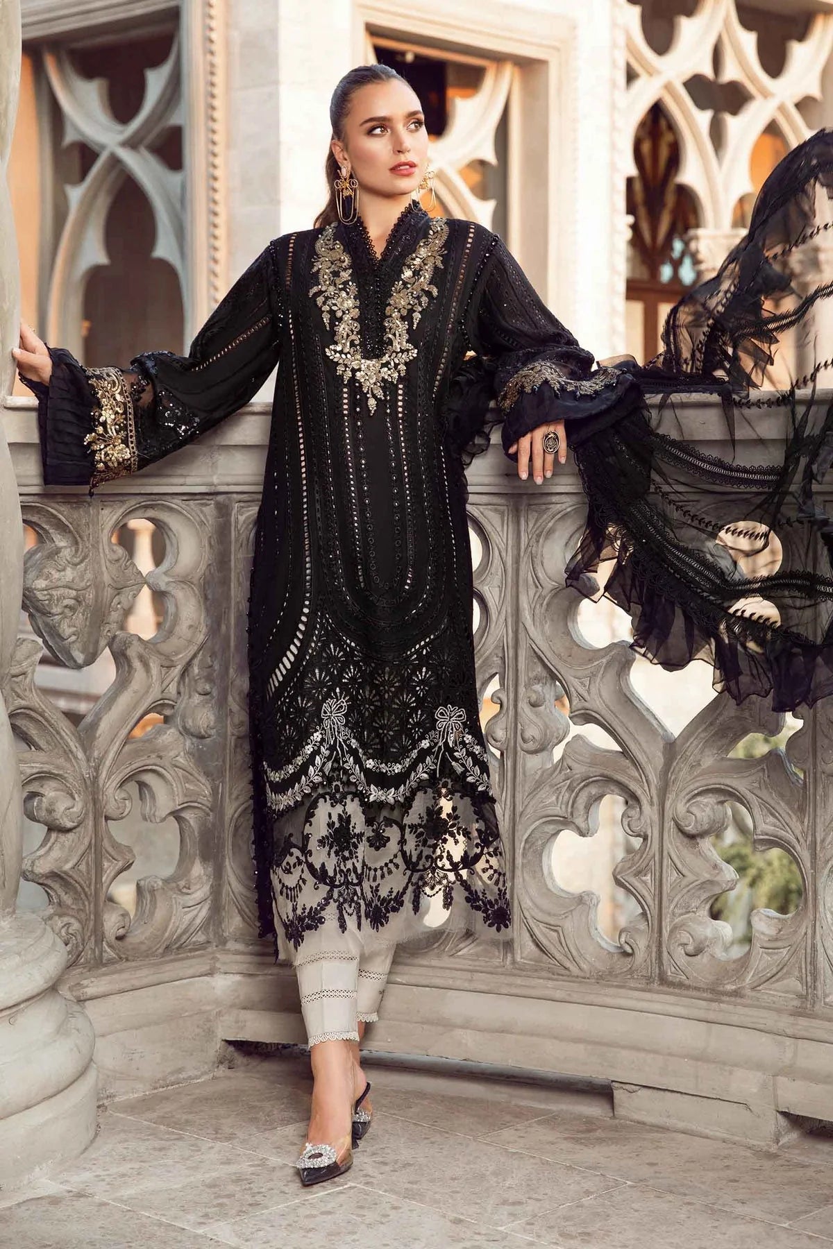 MARIA B- LAWN 3PC EMBROIDERED SHIRT WITH ORGANZA EMBROIDERED DUPATTA WITH TROUSER- EP- 5297