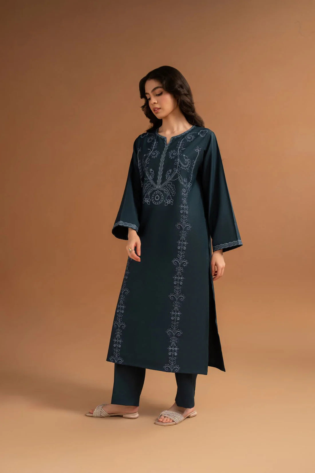 LAZULI-2PC KHADDAR EMBROIDRED SHIRT WITH KHADDAR TROUSER-EP-5490