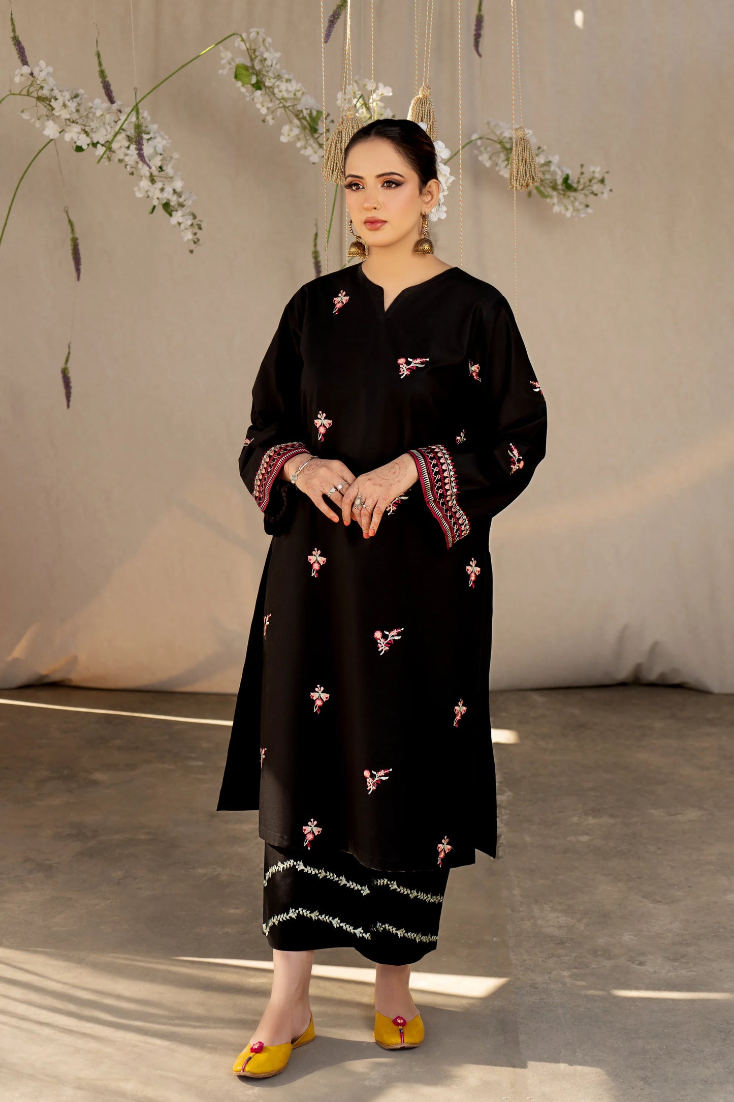 URGE- 2PC LAWN HEAVY EMBROIDERED SHIRT EMBROIDERED SLEEVES AND TROUSER-EP-5194