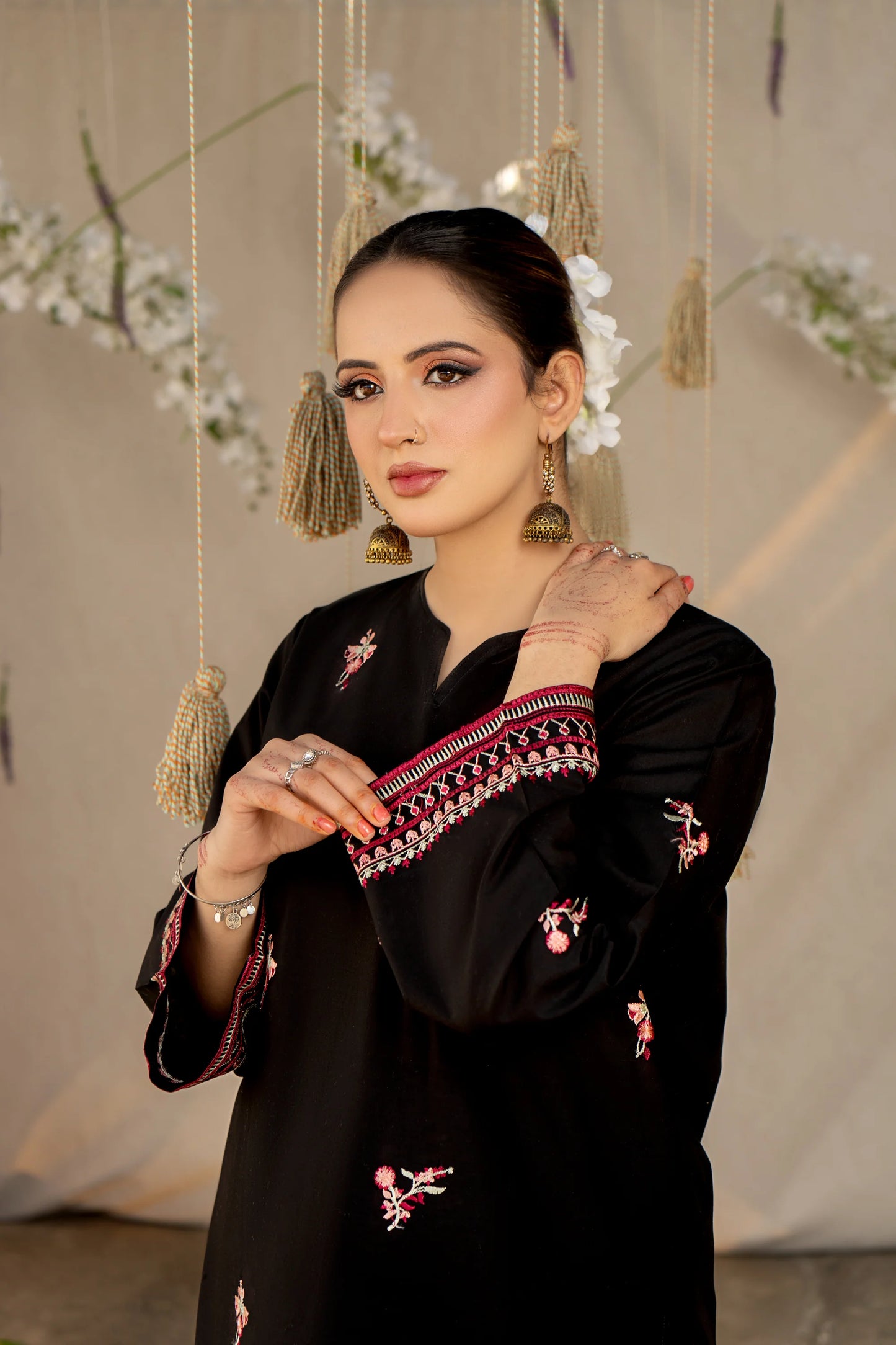 URGE- 2PC LAWN HEAVY EMBROIDERED SHIRT EMBROIDERED SLEEVES AND TROUSER-EP-5194