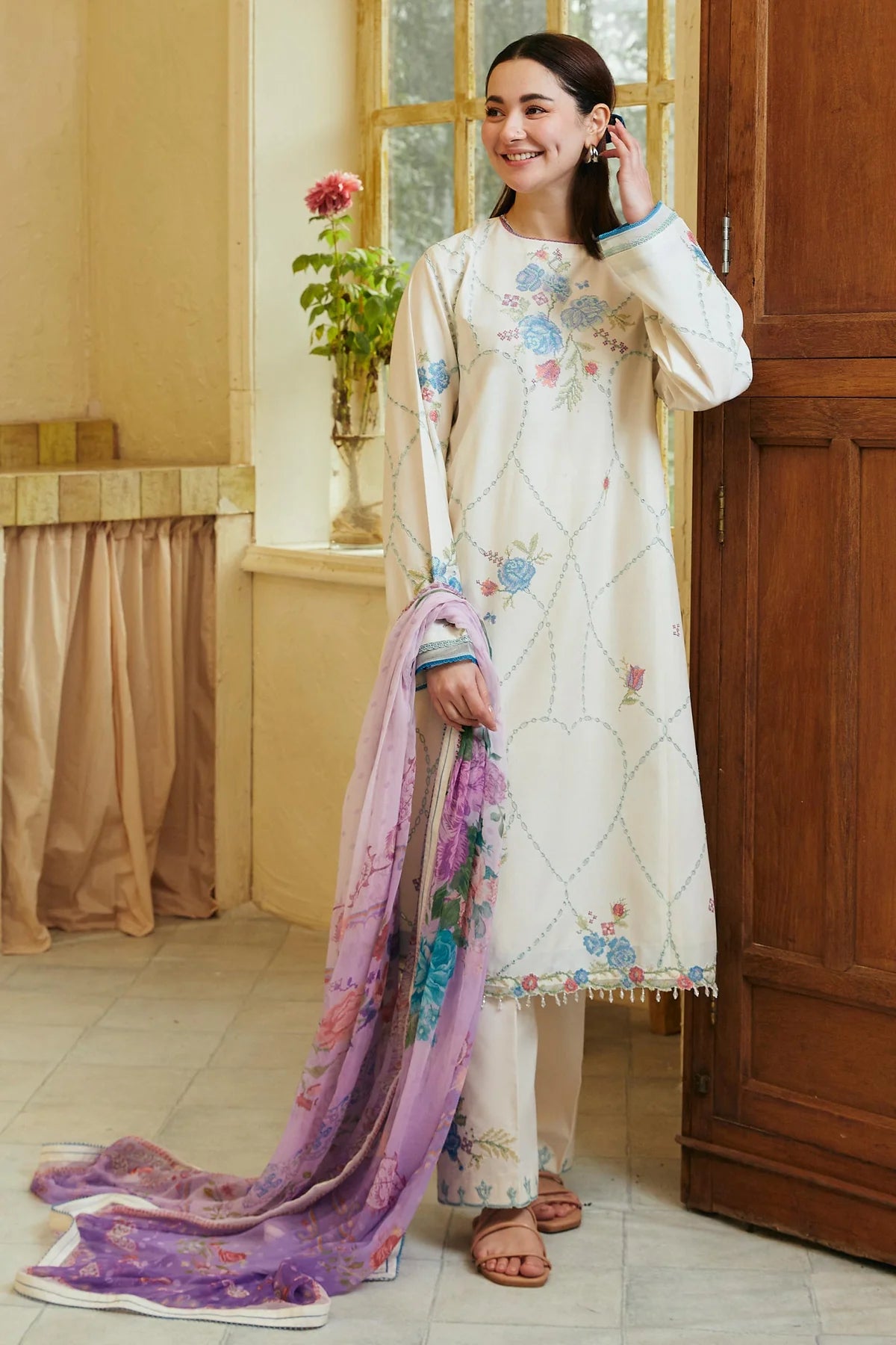 ZARA SHAHJAHAN- 3PC LAWN EMBROIDERED SHIRT WITH CHIFFON PRINT DUPATTA-EP-5169