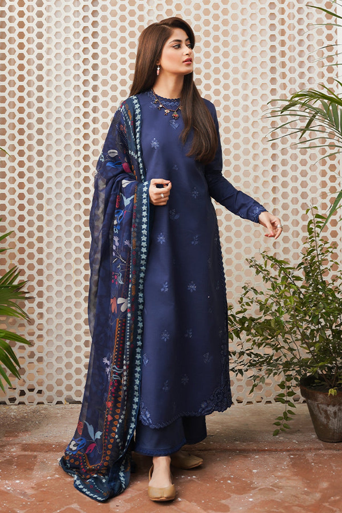 SERAN- 3PC DHANAK EMBROIDERED SHIRT WITH WOOL PRINTED SHAWL & TROUSER -EP-5252