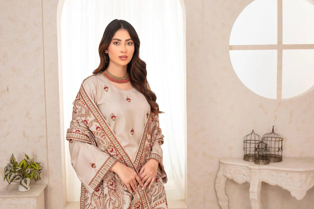 ELAAN.PK -3PC DHANAK EMBROIDERED SHIRT WITH DHANAK HEAVY CUTWORK EMBROIDERED SHAWL AND TROUSER-EP-003