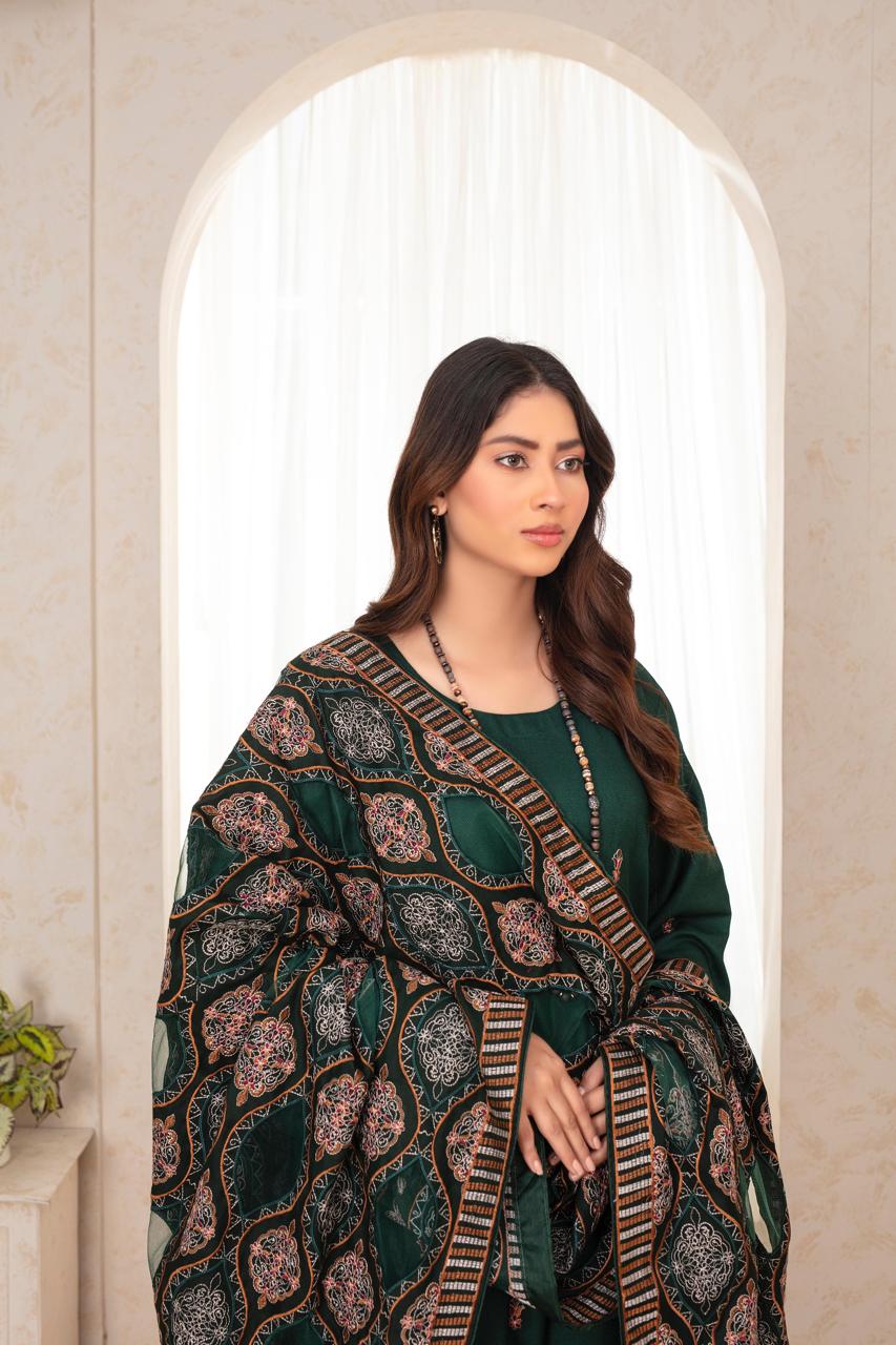 ELAAN.PK -3PC DHANAK EMBROIDERED SHIRT WITH DHANAK HEAVY CUTWORK EMBROIDERED SHAWL AND TROUSER-EP-004