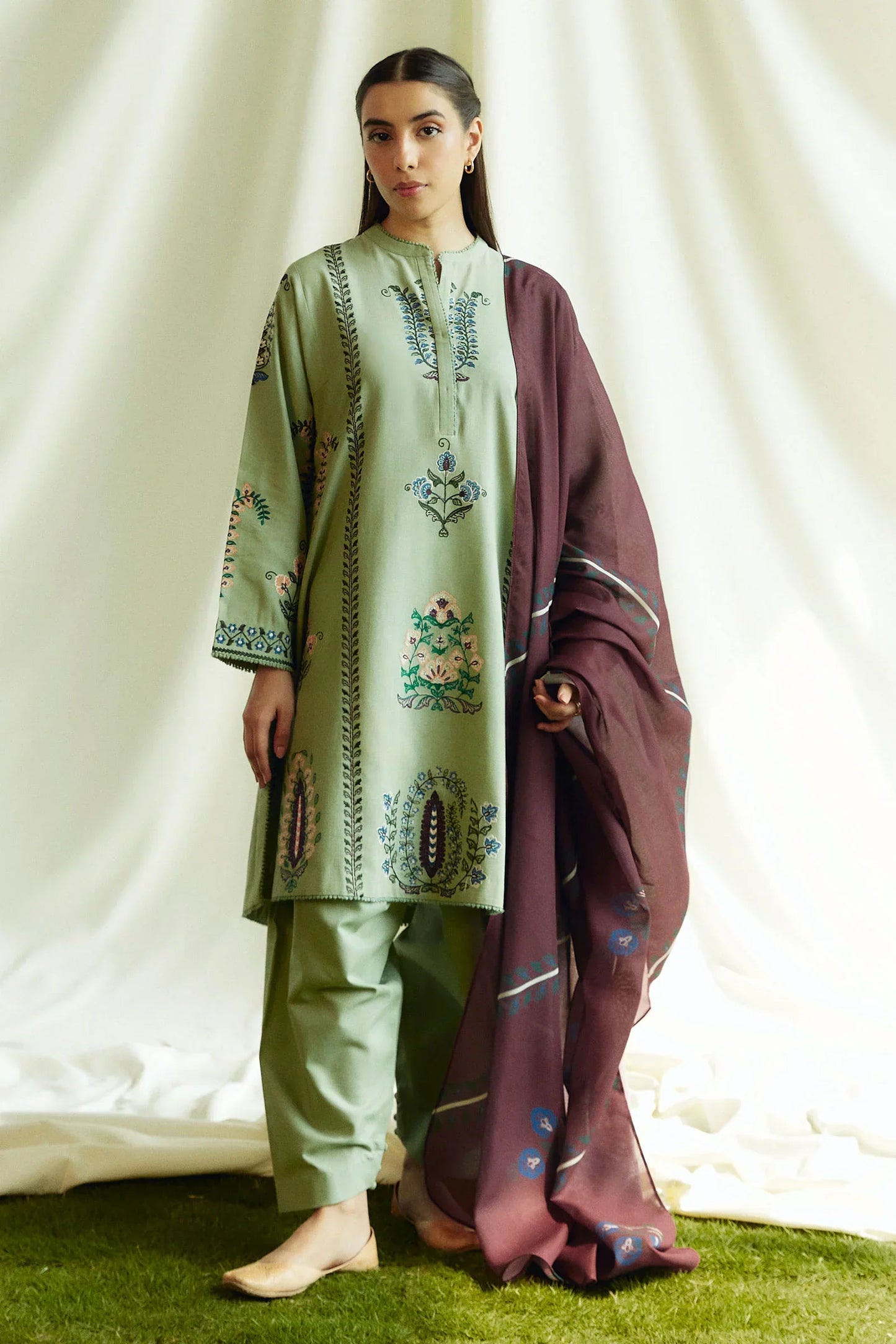 ZARA SHAHJAHAN - 3PC DHANAK EMBROIDERED SHIRT WITH TWILL PRINTED SHAWL AND TROUSER-EP-5432