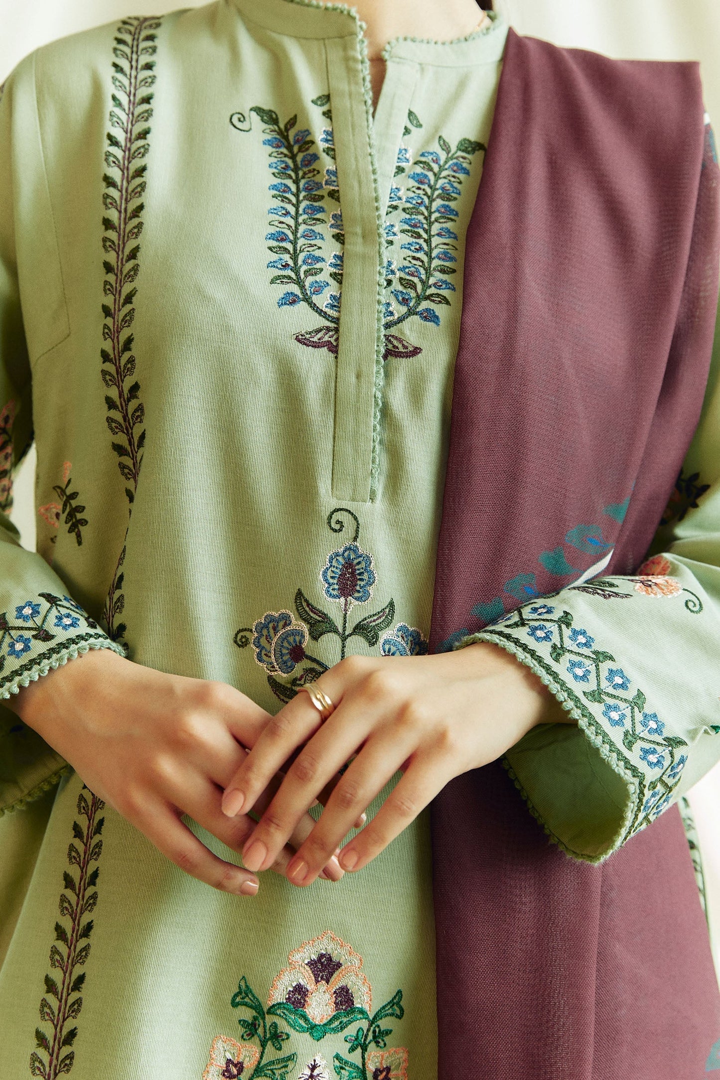 ZARA SHAHJAHAN - 3PC DHANAK EMBROIDERED SHIRT WITH TWILL PRINTED SHAWL AND TROUSER-EP-5432