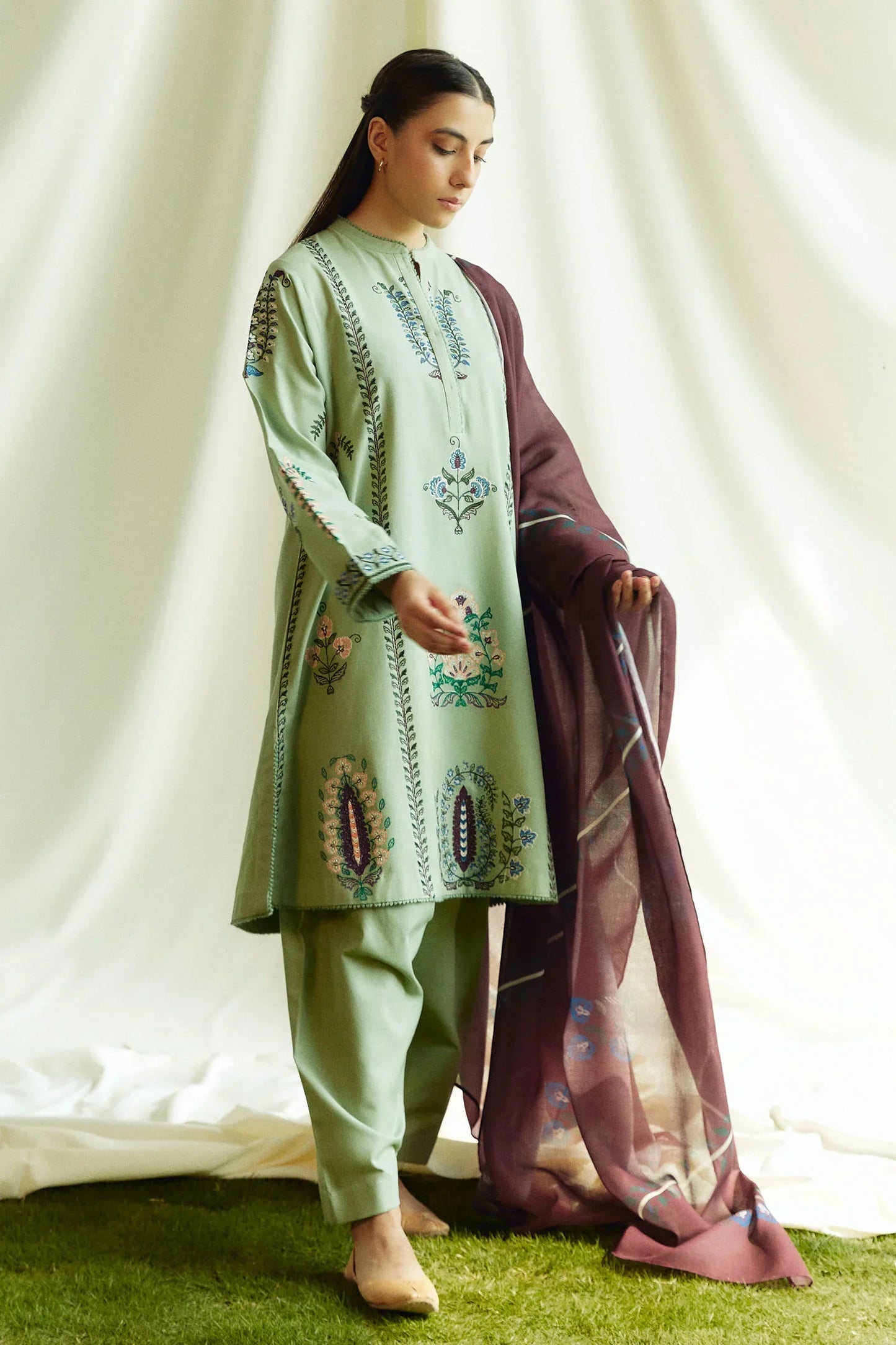 ZARA SHAHJAHAN - 3PC DHANAK EMBROIDERED SHIRT WITH TWILL PRINTED SHAWL AND TROUSER-EP-5432