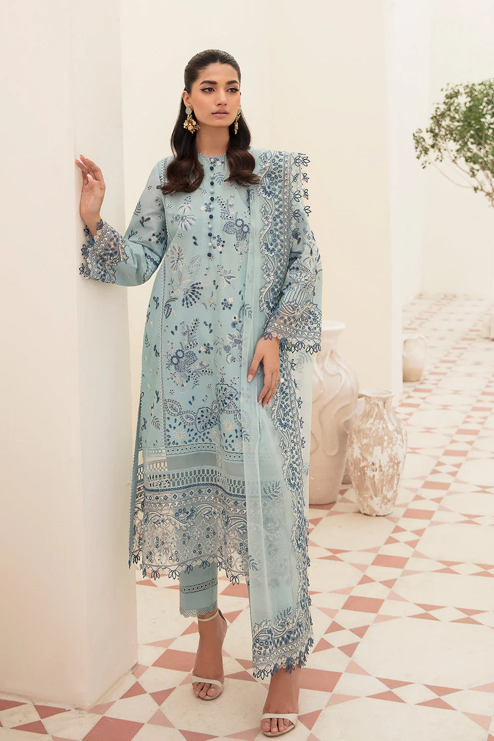 ADAN LIBAAS- 3PC LAWN CHIKENKARI EMBROIDERED SHIRT WITH ORGANZA EMBROIDERED DUPATTA-EP-5220