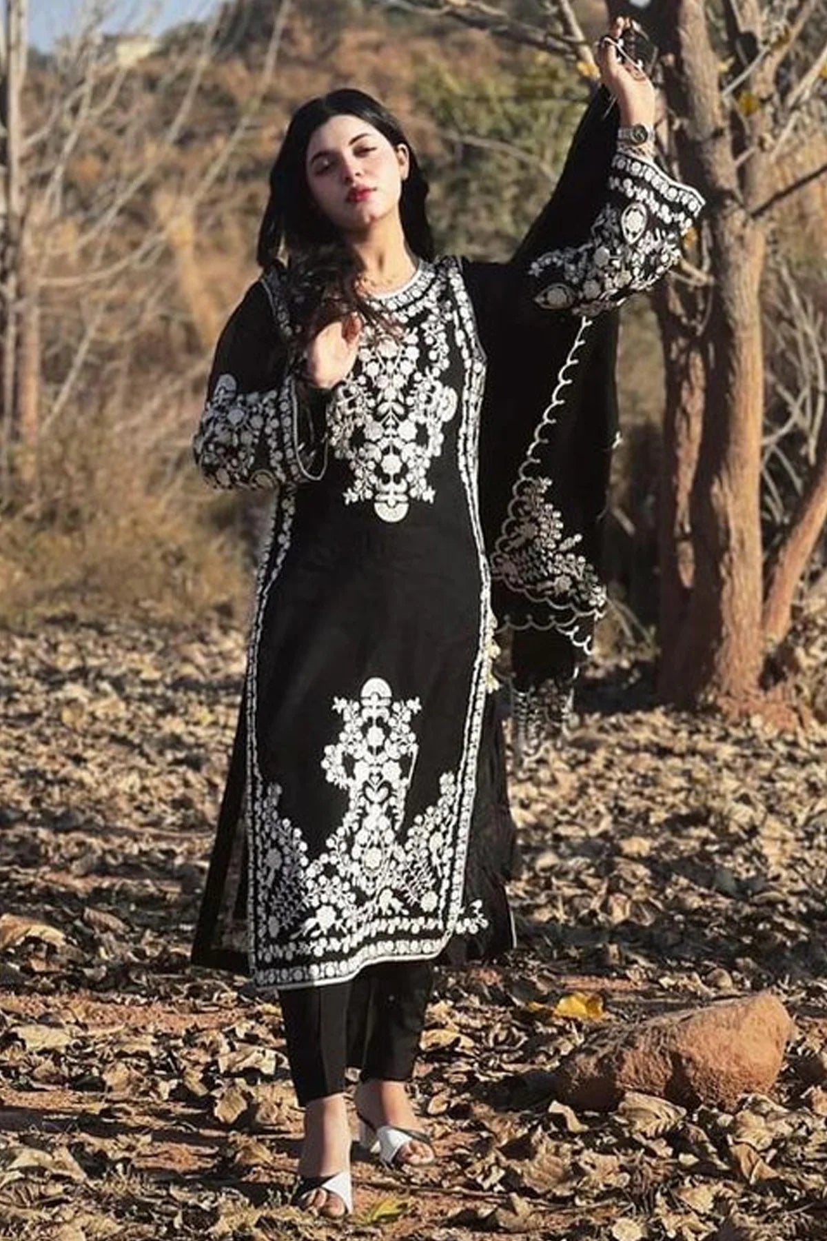 JAZMIN- 3PC  DHANAK EMBROIDERED SHIRT WITH DHANAK EMBROIDERED SHAWL & TROUSER -EP-5401