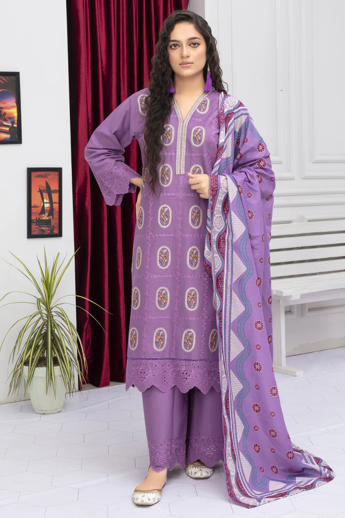 ELAAN.PK -WINTER COTTON 3PC EMBROIDERED SHIRT WITH DORIA PRINTED SHAWL-EP-2005